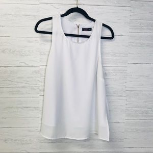 CASTRO Sleeveless Top